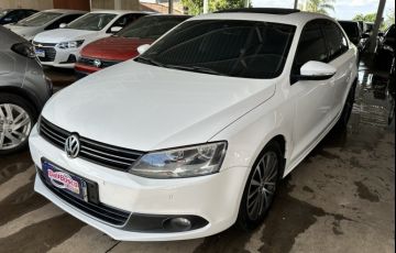 Volkswagen Jetta 2.0 TSI Highline DSG