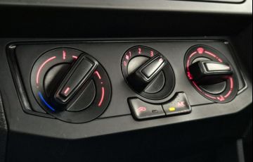 Volkswagen Voyage 1.6 MSI Trendline (Flex) - Foto #9