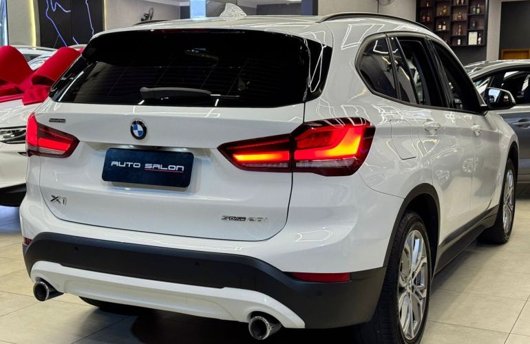 BMW X1 2.0 16V Turbo Active Sdrive20i 4p - Foto #4