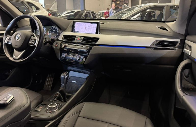 BMW X1 2.0 16V Turbo Active Sdrive20i 4p - Foto #10