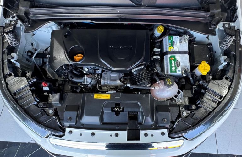 Fiat Toro 2.0 16V Turbo Volcano 4WD At9 - Foto #8