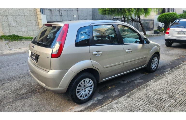 Ford Fiesta 1.6 Rocam Hatch 8V Flex 4p Manual - Foto #3