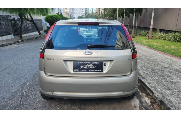 Ford Fiesta 1.6 Rocam Hatch 8V Flex 4p Manual - Foto #6