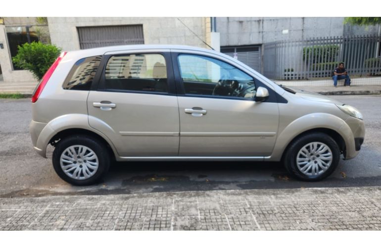 Ford Fiesta 1.6 Rocam Hatch 8V Flex 4p Manual - Foto #7
