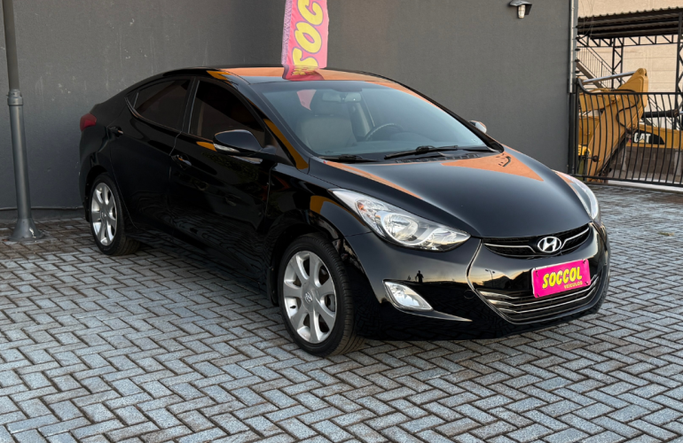 Hyundai Elantra Sedan 1.8 GLS - Foto #1