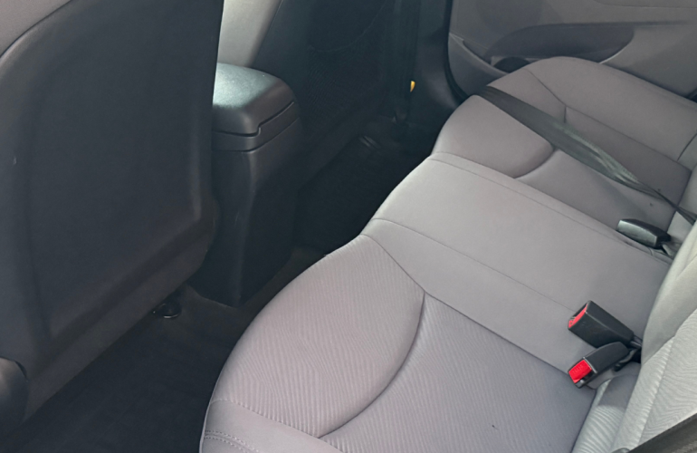 Hyundai Elantra Sedan 1.8 GLS - Foto #7