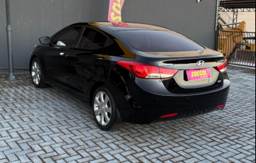 Hyundai Elantra Sedan 1.8 GLS - Foto #9