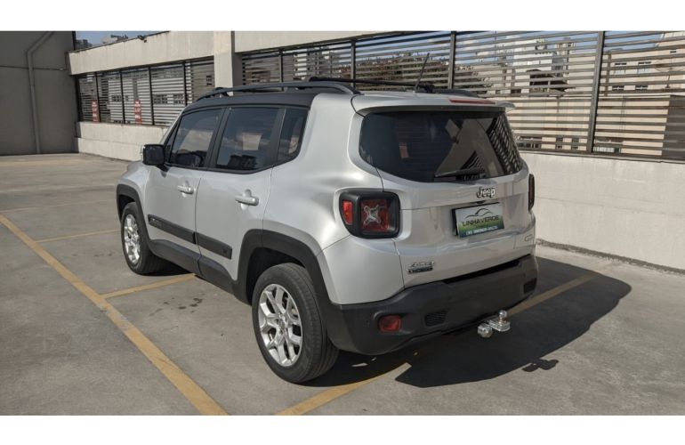 Jeep Renegade 2.0 16V Turbo Diesel Longitude 4p 4x4 Automático - Foto #5