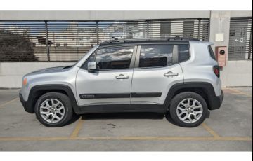 Jeep Renegade 2.0 16V Turbo Diesel Longitude 4p 4x4 Automático - Foto #10