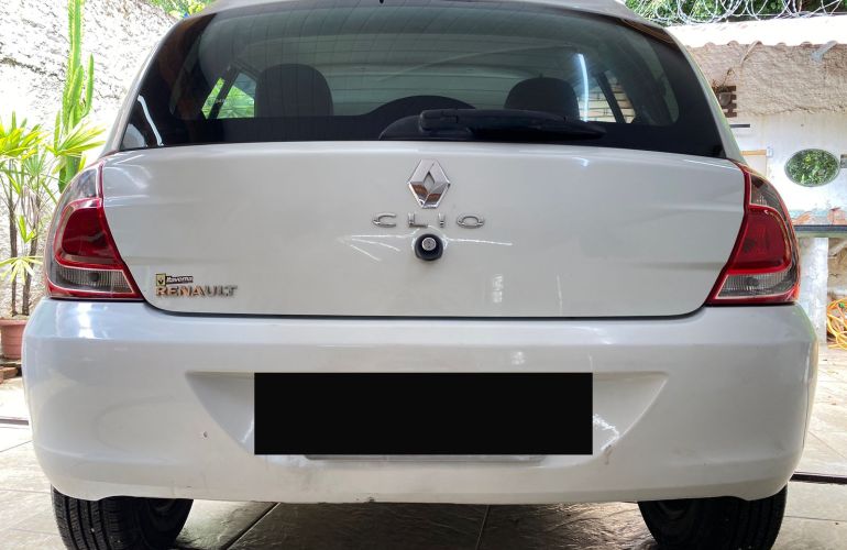 Renault Clio Expression 1.0 16V (Flex) - Foto #3