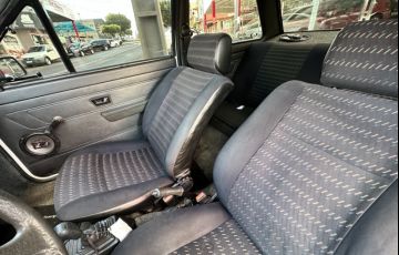 Volkswagen Voyage CL 1.6 - Foto #9