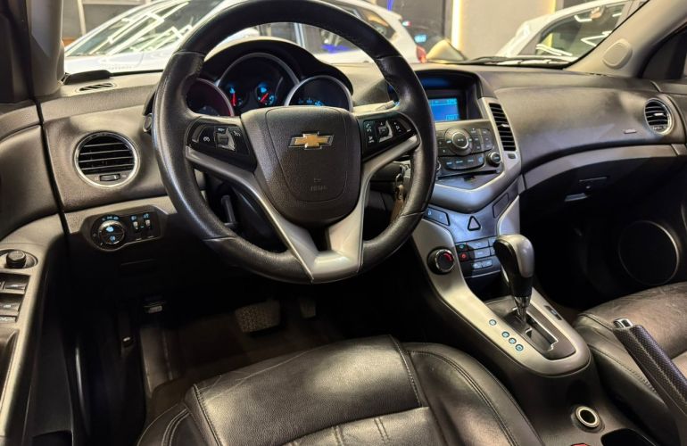 Chevrolet Cruze 1.8 LT 16V Sedan - Foto #7