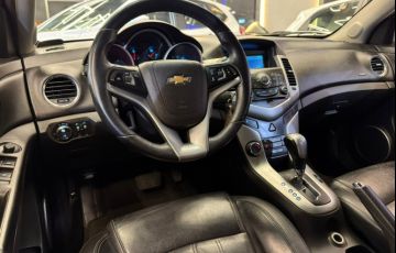 Chevrolet Cruze 1.8 LT 16V Sedan - Foto #7