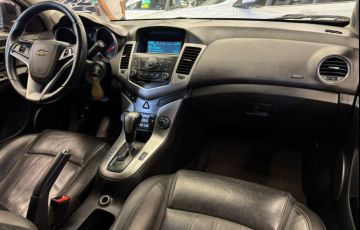 Chevrolet Cruze 1.8 LT 16V Sedan - Foto #9