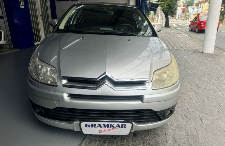 Citroën C4 GLX 1.6 (flex) - Foto #1