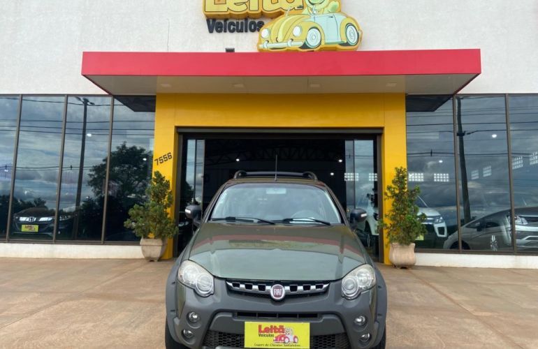 Fiat Strada Adventure 1.8 16V (Flex) (Cabine Dupla) - Foto #2