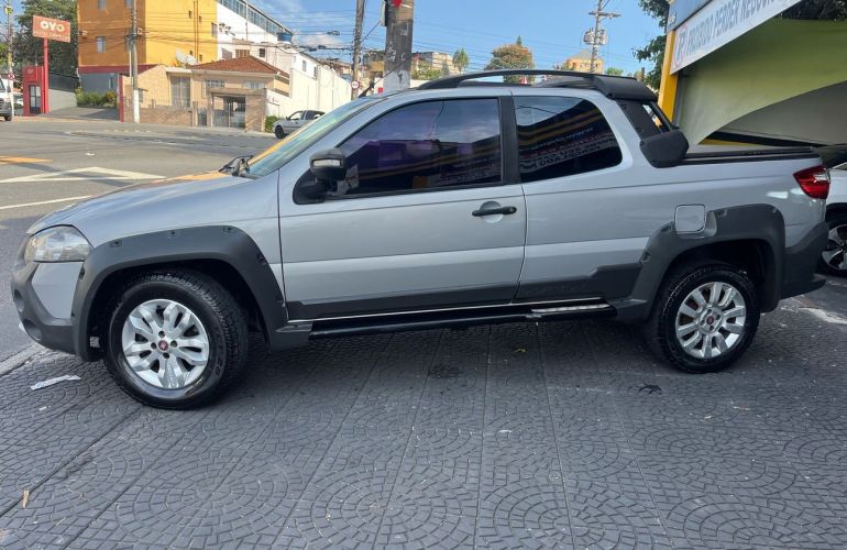 Fiat Strada 1.8 MPi Adventure CD 16v - Foto #8