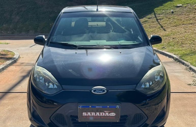 Ford Fiesta 1.6 SE Sedan 16v - Foto #1