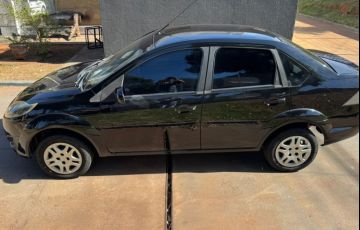 Ford Fiesta 1.6 SE Sedan 16v - Foto #5