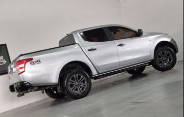 Mitsubishi L200 Triton 2.4 D GL 4WD - Foto #4