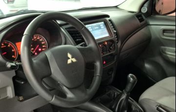 Mitsubishi L200 Triton 2.4 D GL 4WD - Foto #6