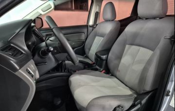 Mitsubishi L200 Triton 2.4 D GL 4WD - Foto #7
