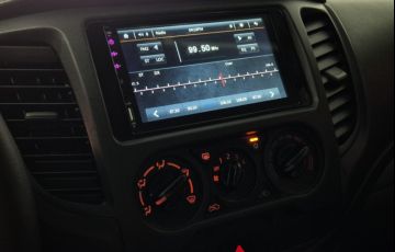 Mitsubishi L200 Triton 2.4 D GL 4WD - Foto #10