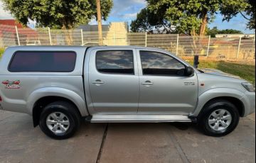 Toyota Hilux 3.0 Sr 4x4 CD 16V Turbo Intercooler - Foto #8