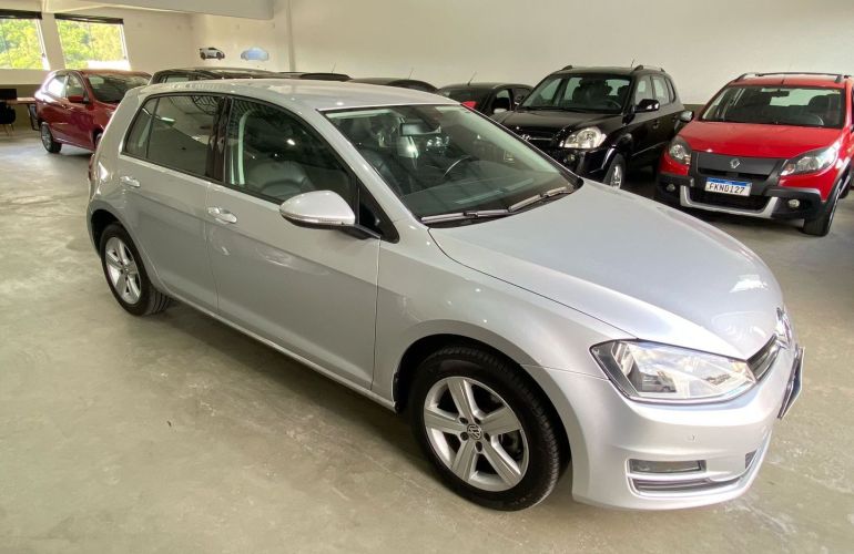 Volkswagen Golf 1.4 TSi Highline 16V Gasolina 4p Automático - Foto #4