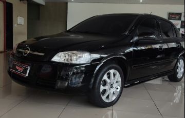 Chevrolet Astra 2.0 MPFi Advantage Sedan 8v - Foto #2