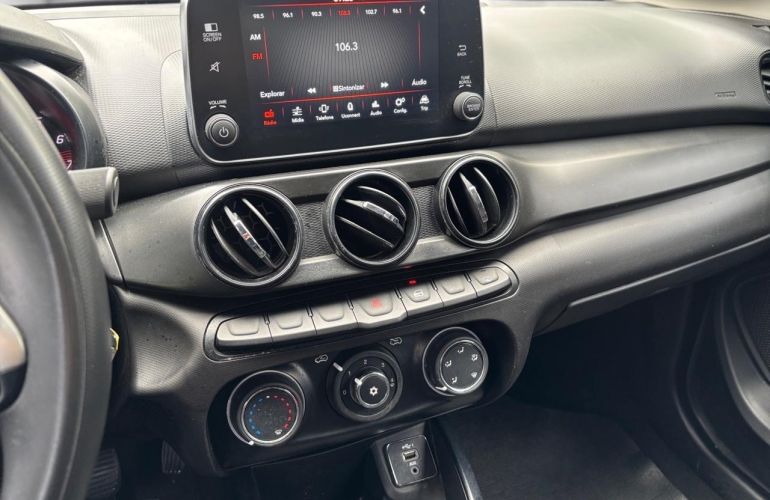 Fiat Cronos 1.0 Firefly Drive - Foto #9