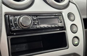 Ford Fiesta Hatch Class 1.6 (Flex) - Foto #10