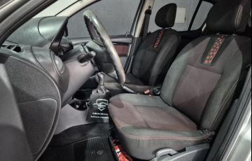 Renault Sandero Stepway 1.6 8V - Foto #7