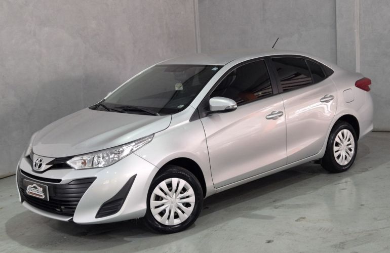 Toyota Yaris Sedan 1.5 XL Live CVT - Foto #3