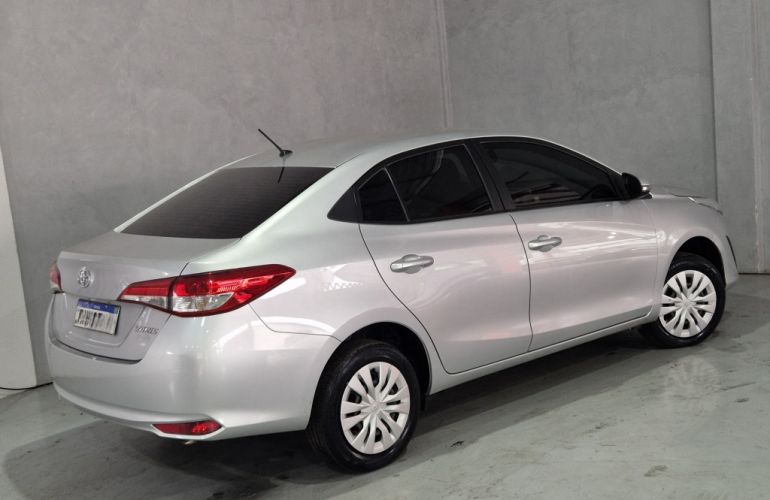 Toyota Yaris Sedan 1.5 XL Live CVT - Foto #4