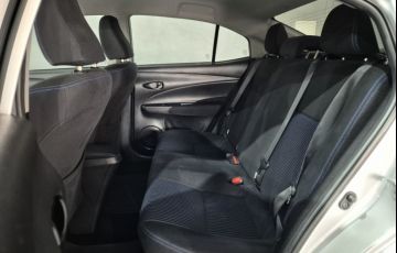 Toyota Yaris Sedan 1.5 XL Live CVT - Foto #8