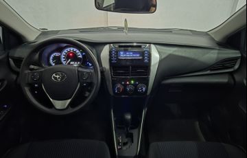 Toyota Yaris Sedan 1.5 XL Live CVT - Foto #9