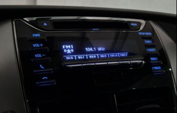 Toyota Yaris Sedan 1.5 XL Live CVT - Foto #10