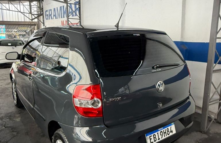 Volkswagen Fox City 1.0 8V (Flex) 2p - Foto #4