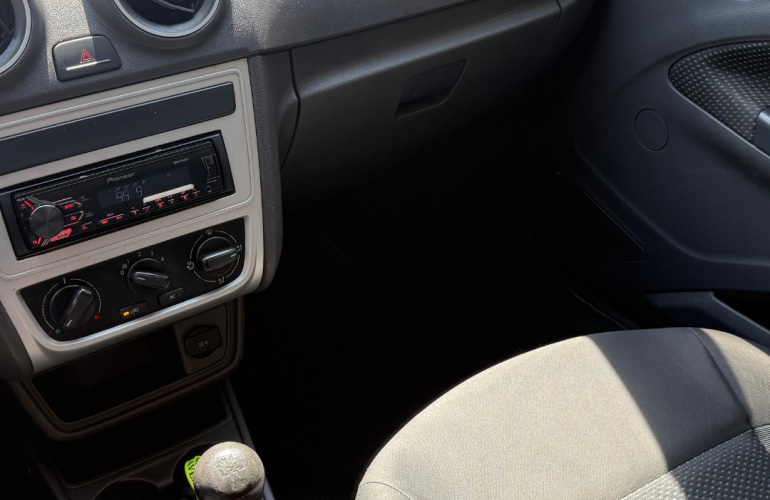Volkswagen Gol 1.6 - Foto #8