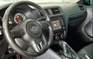 Volkswagen Jetta 2.0 Comfortline Tiptronic (Flex) - Foto #6