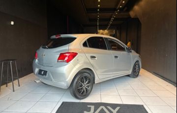 Chevrolet Onix 1.0 MPFi Joy 8V Flex 4p Manual - Foto #4