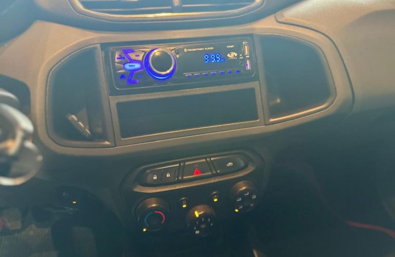 Chevrolet Onix 1.0 MPFi Joy 8V Flex 4p Manual - Foto #8