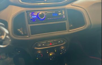 Chevrolet Onix 1.0 MPFi Joy 8V Flex 4p Manual - Foto #8