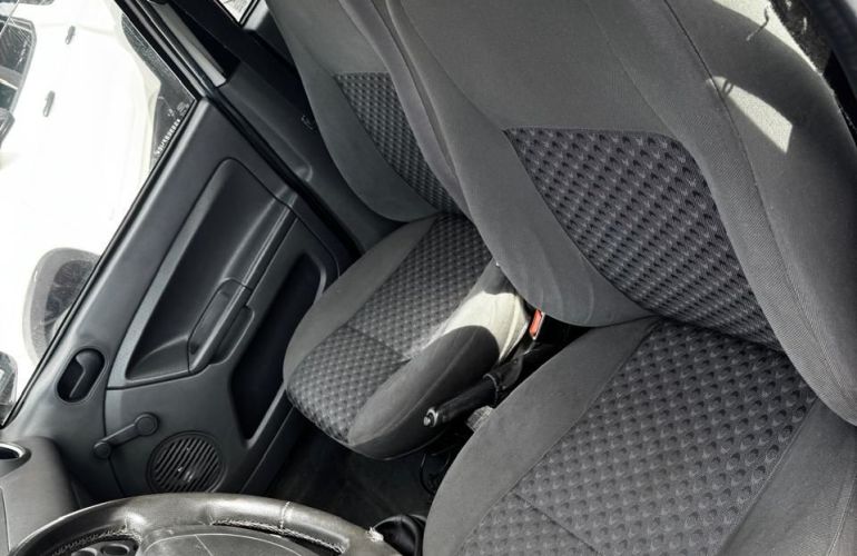 Ford Fiesta 1.0 MPi Personnalité 8v - Foto #2