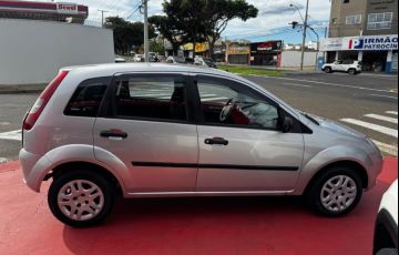 Ford Fiesta 1.0 MPi Personnalité 8v - Foto #9