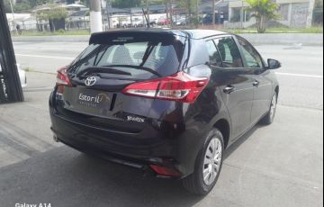 Toyota Yaris 1.5 Xl - Foto #2