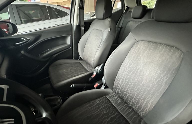 Fiat Argo 1.0 (Flex) - Foto #8