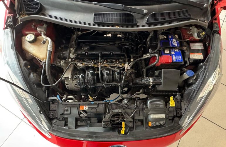 Ford Fiesta 1.6 SE Hatch 16v - Foto #8