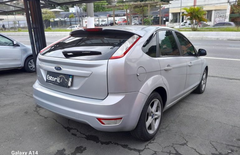 Ford Focus 1.6 8v - Foto #5